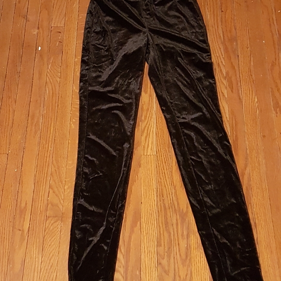 Leggings - Picture 2 of 3